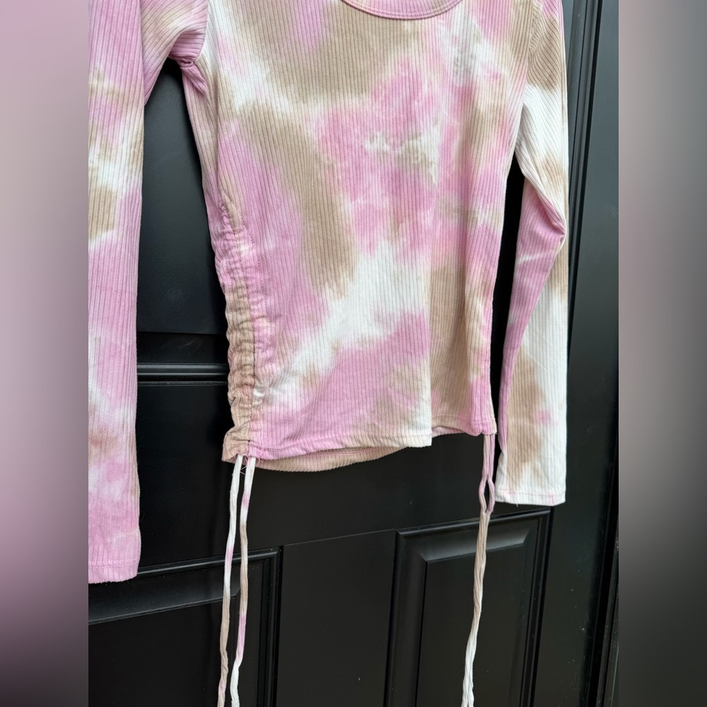 Tie-Dye Long Sleeve Top - Picture 4 of 4